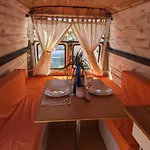 Κάμπινγκ Campervans