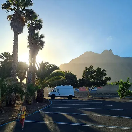 Campervans Campsite *