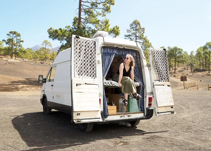Campervans مكان تخييم